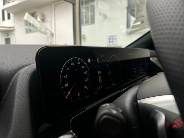 MERCEDES-BENZ GLA 180 usata, con Touch screen