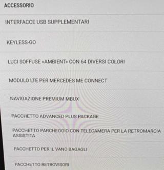 MERCEDES-BENZ GLA 200 usata, con Specchietti laterali elettrici