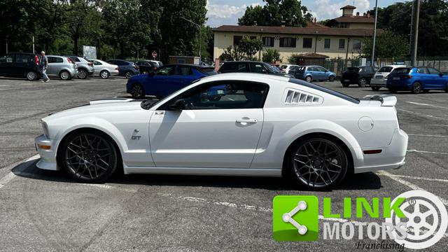 FORD Mustang usata, con USB
