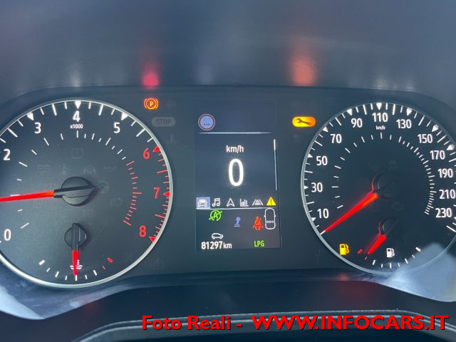 RENAULT Clio usata, con Sistema di navigazione
