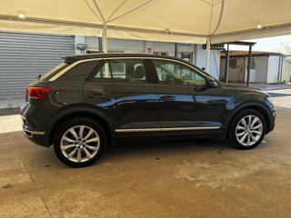 VOLKSWAGEN T-Roc usata, con Autoradio