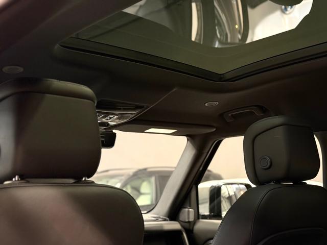 LAND ROVER Defender usata, con Volante multifunzione