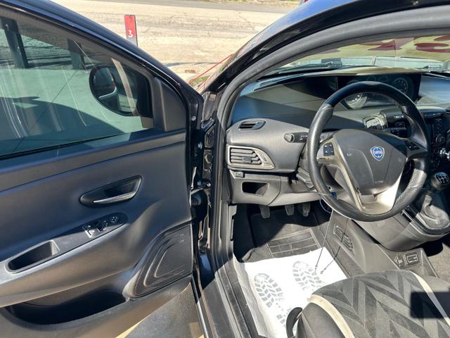 LANCIA Ypsilon usata, con Servosterzo