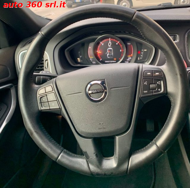 VOLVO V40 usata, con Cerchi in lega