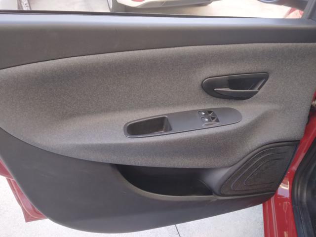 LANCIA Ypsilon usata, con Autoradio