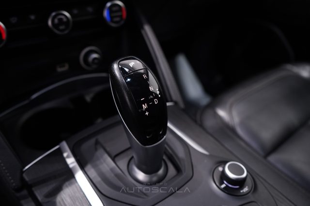 ALFA ROMEO Stelvio usata, con Volante in pelle
