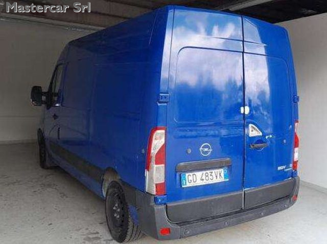 OPEL Movano usata, con Autoradio