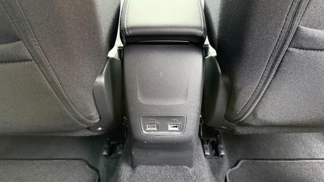 PEUGEOT 2008 usata, con Vetri oscurati