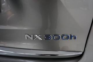 LEXUS NX 300h usata, con Airbag testa
