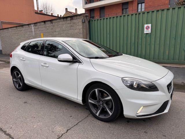 VOLVO V40 usata, con ABS