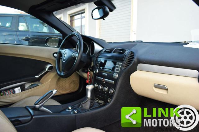 MERCEDES-BENZ SLK 200 usata, con Cerchi in lega