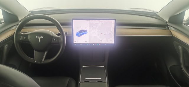 TESLA Model 3 usata 8