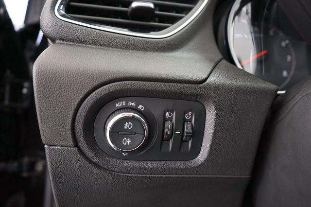OPEL Grandland X usata 49
