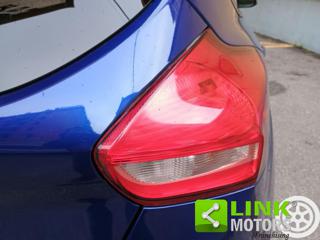 FORD Focus usata, con Spoiler