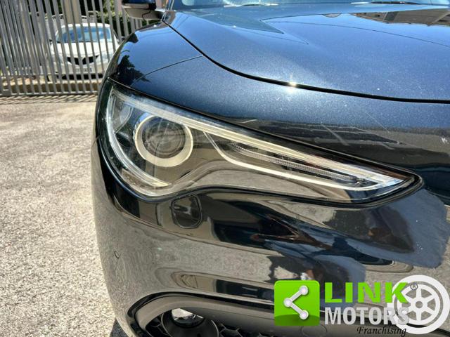 ALFA ROMEO Stelvio usata, con Specchietti laterali elettrici