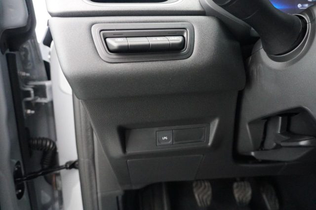 RENAULT Captur usata, con USB