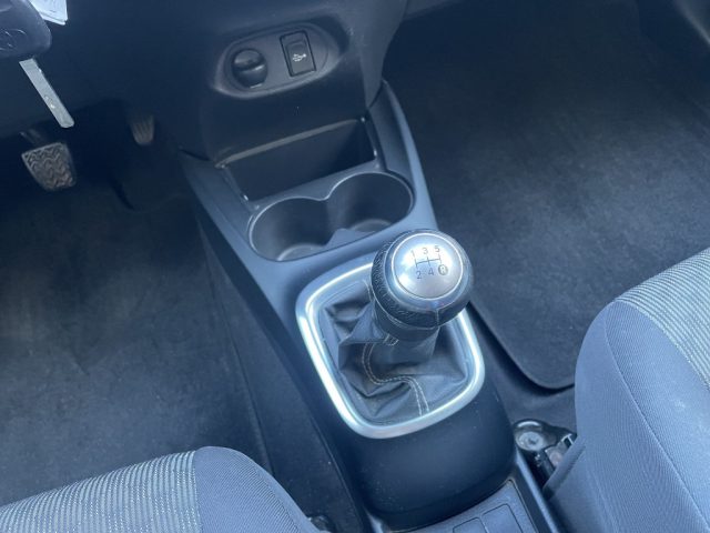 TOYOTA Yaris usata, con Volante in pelle