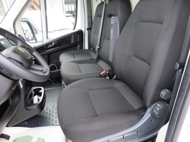PEUGEOT Boxer usata, con Climatizzatore