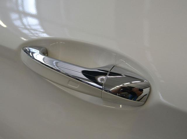 MERCEDES-BENZ C 220 usata, con Volante in pelle