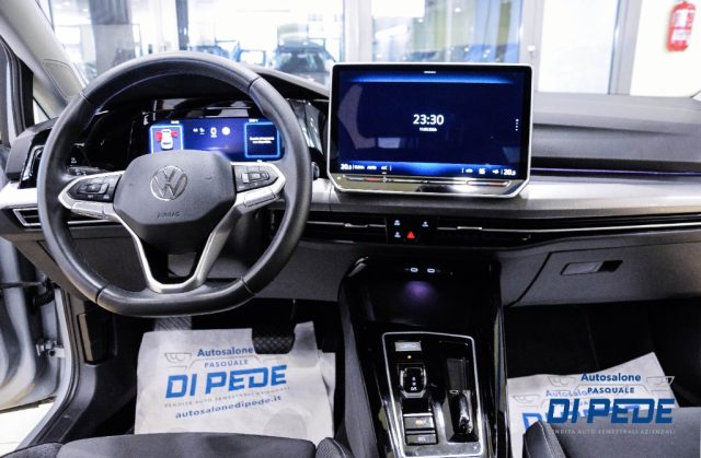 VOLKSWAGEN Golf usata, con Touch screen