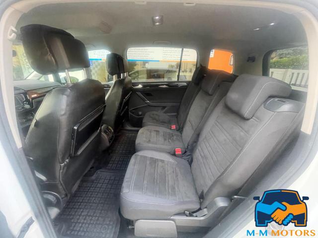 VOLKSWAGEN Touran usata, con Vivavoce