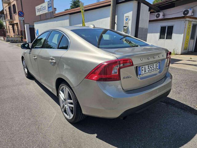 VOLVO S60 usata, con Airbag laterali