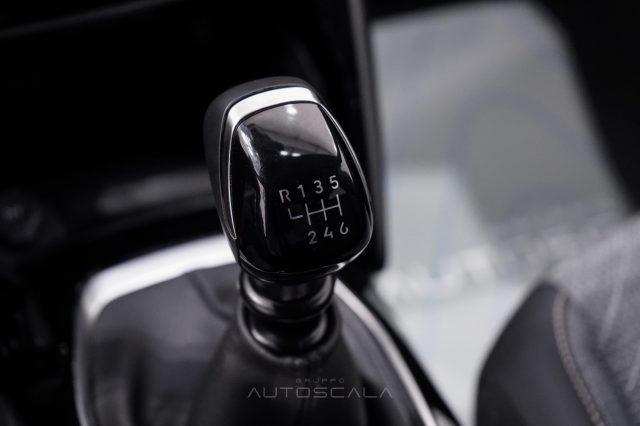 PEUGEOT 2008 usata, con Luci diurne LED