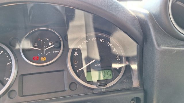 LAND ROVER Defender usata 25