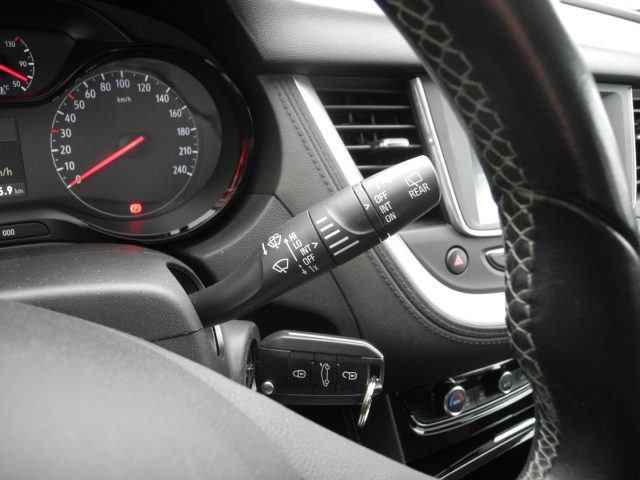 OPEL Grandland X usata, con Sensore di luce