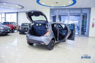 LANCIA Ypsilon usata, con Servosterzo