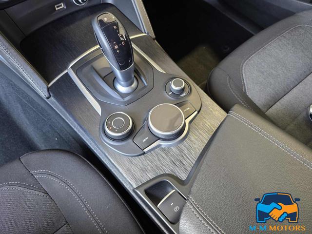 ALFA ROMEO Stelvio usata, con Fari Xenon