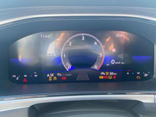 VOLKSWAGEN T-Roc usata, con Cruise Control
