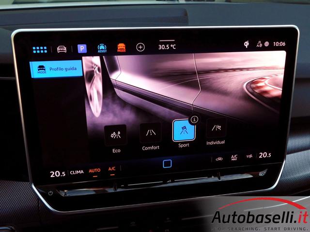 VOLKSWAGEN Golf usata, con Freno di stazionamento elettrico