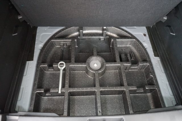 JEEP Renegade usata, con Luci diurne