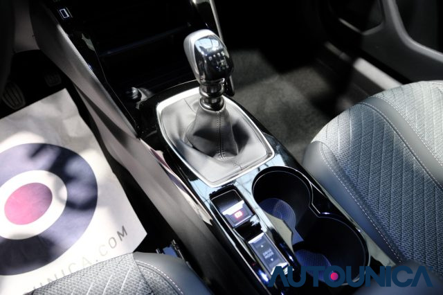 PEUGEOT 2008 usata, con Sensori di parcheggio posteriori