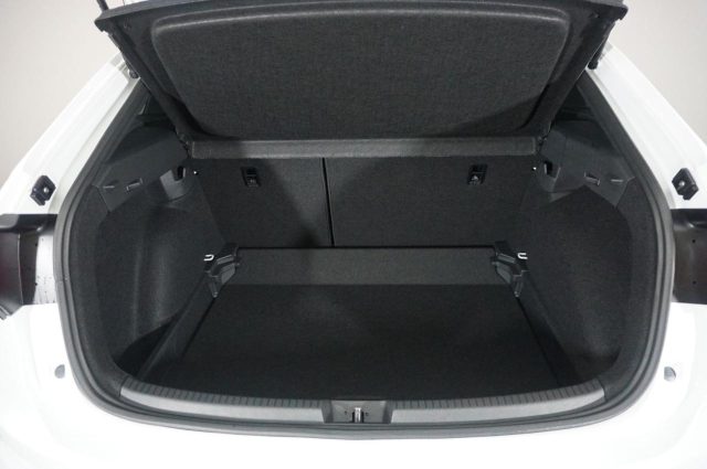 VOLKSWAGEN Taigo usata, con ESP