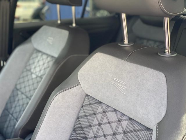 VOLKSWAGEN T-Roc usata, con Alzacristalli elettrici