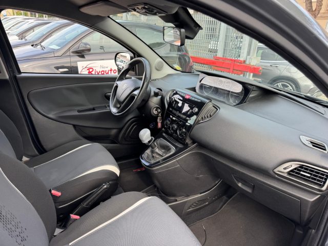 LANCIA Ypsilon usata, con Climatizzatore
