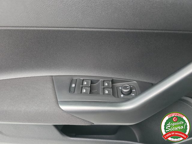 VOLKSWAGEN Taigo usata, con Volante in pelle