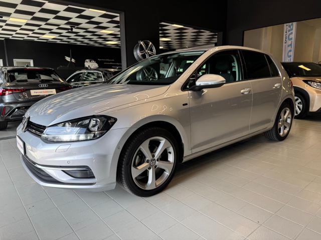 VOLKSWAGEN Golf usata, con Airbag laterali