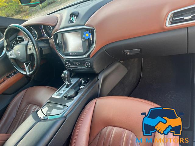 MASERATI Ghibli usata, con Sedile posteriore sdoppiato