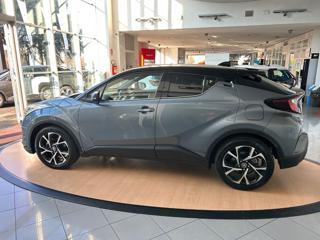 TOYOTA C-HR usata, con Autoradio
