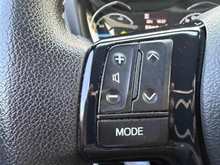 TOYOTA Yaris usata, con Specchietti laterali elettrici