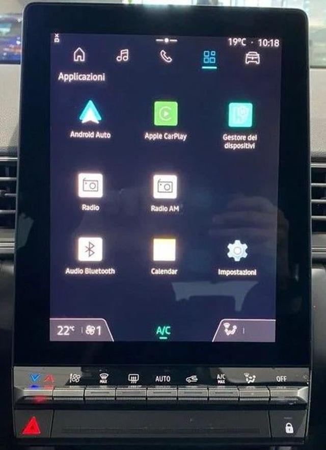 RENAULT Captur usata, con Sedile posteriore sdoppiato