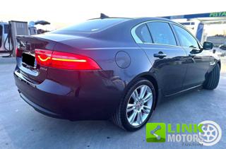JAGUAR XE usata, con Airbag