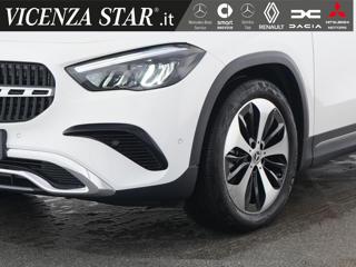 MERCEDES-BENZ GLA 180 usata, con Airbag