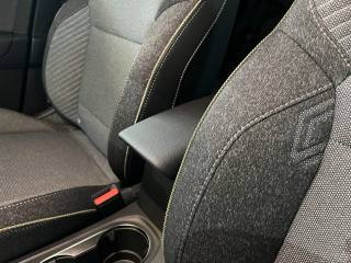 RENAULT Captur usata, con Volante in pelle