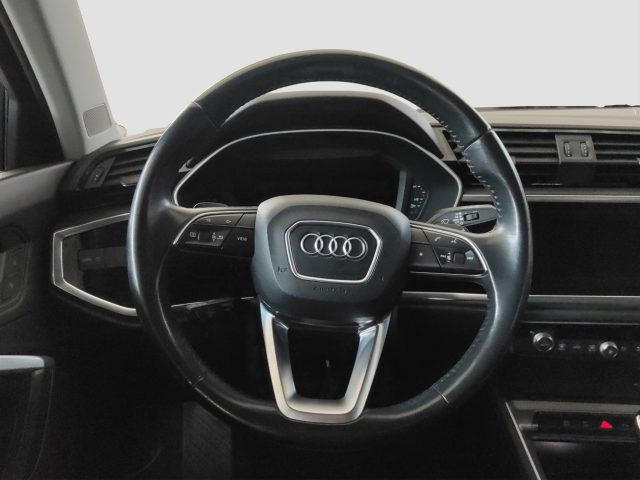 AUDI Q3 usata 11