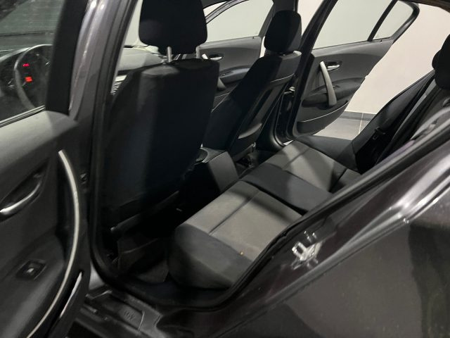 BMW 118 usata, con Controllo automatico clima