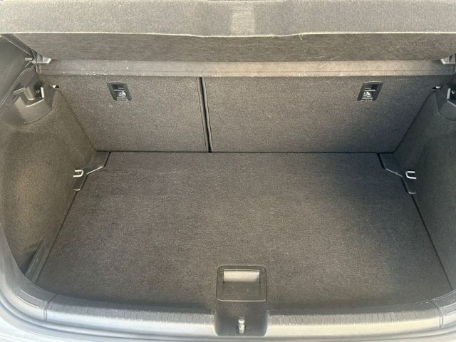 VOLKSWAGEN Polo usata, con Autoradio digitale